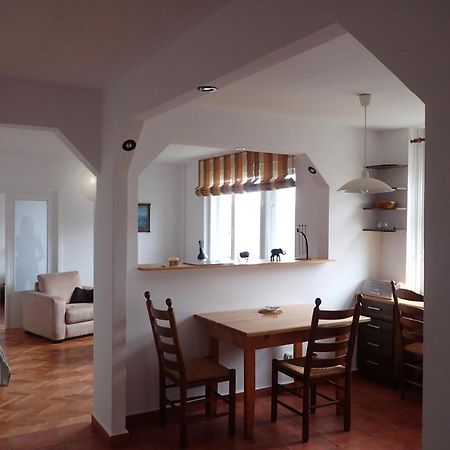 Hyggelig Apartamento Oradea Exterior foto