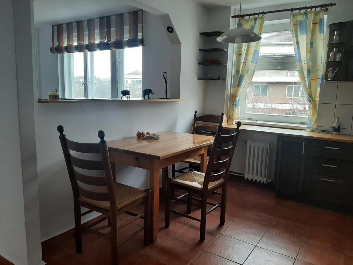 Hyggelig Apartamento Oradea Exterior foto