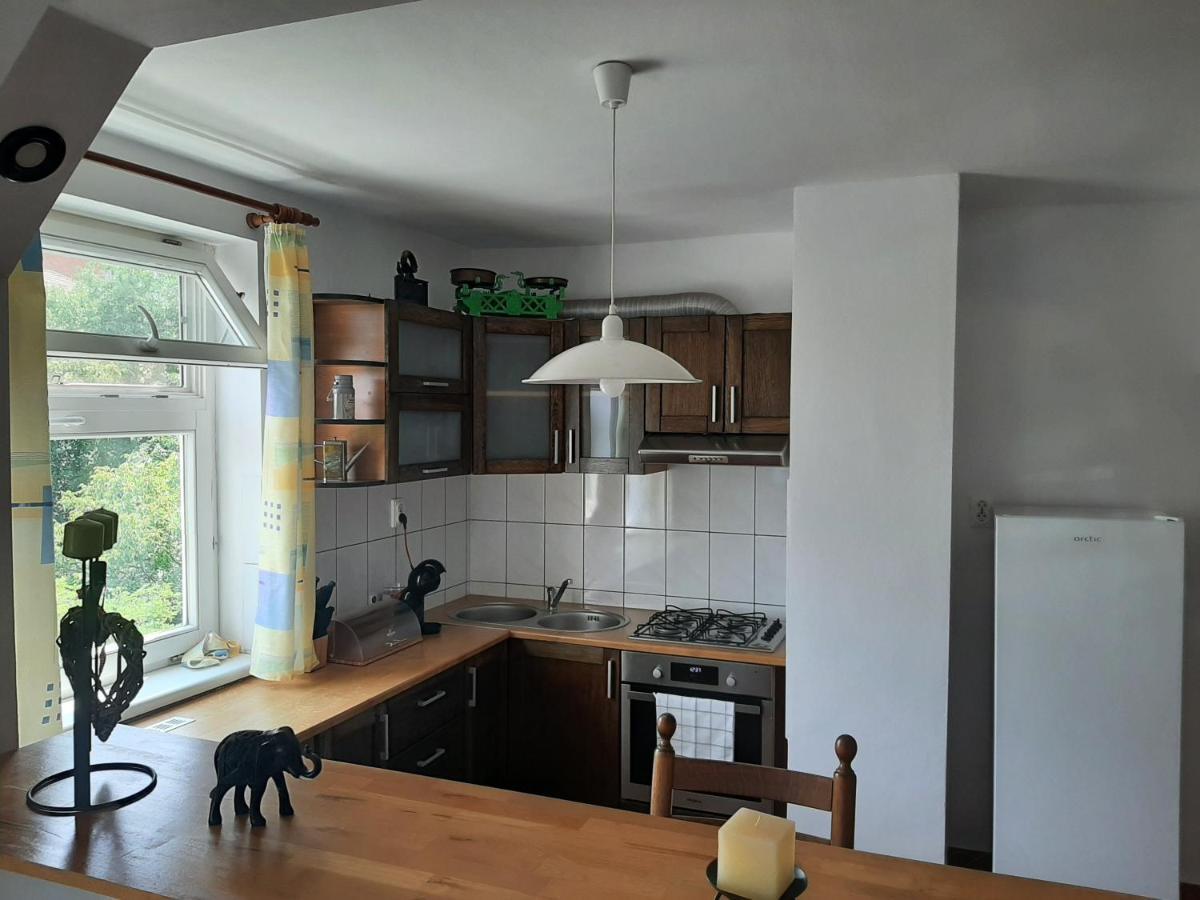 Hyggelig Apartamento Oradea Exterior foto