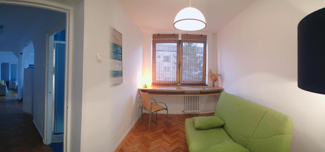 Hyggelig Apartamento Oradea Exterior foto