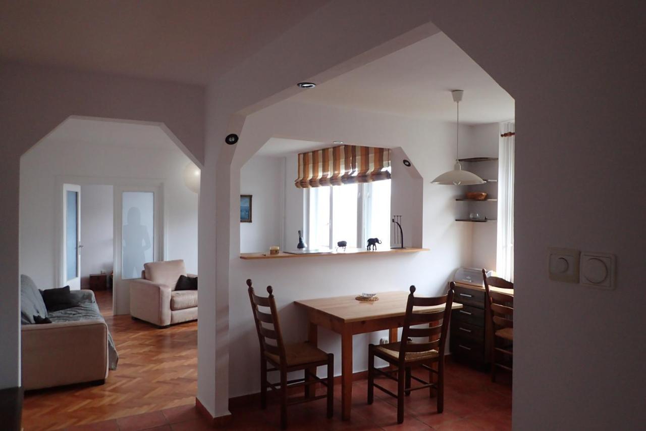 Hyggelig Apartamento Oradea Exterior foto